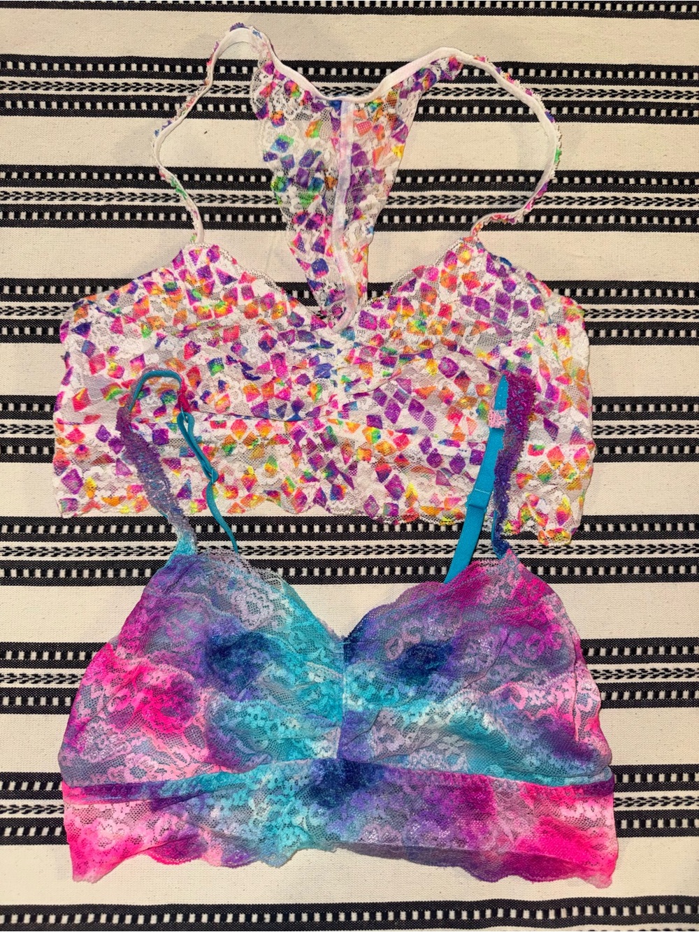 Y2K Vintage PINK Victoria’s Secret Lace Bralette Set - Geometric & Tie-Dye, Med